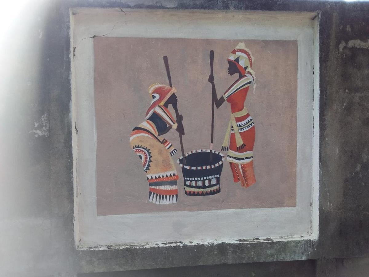 ホテル Abar Aranye Ghatshila エクステリア 写真